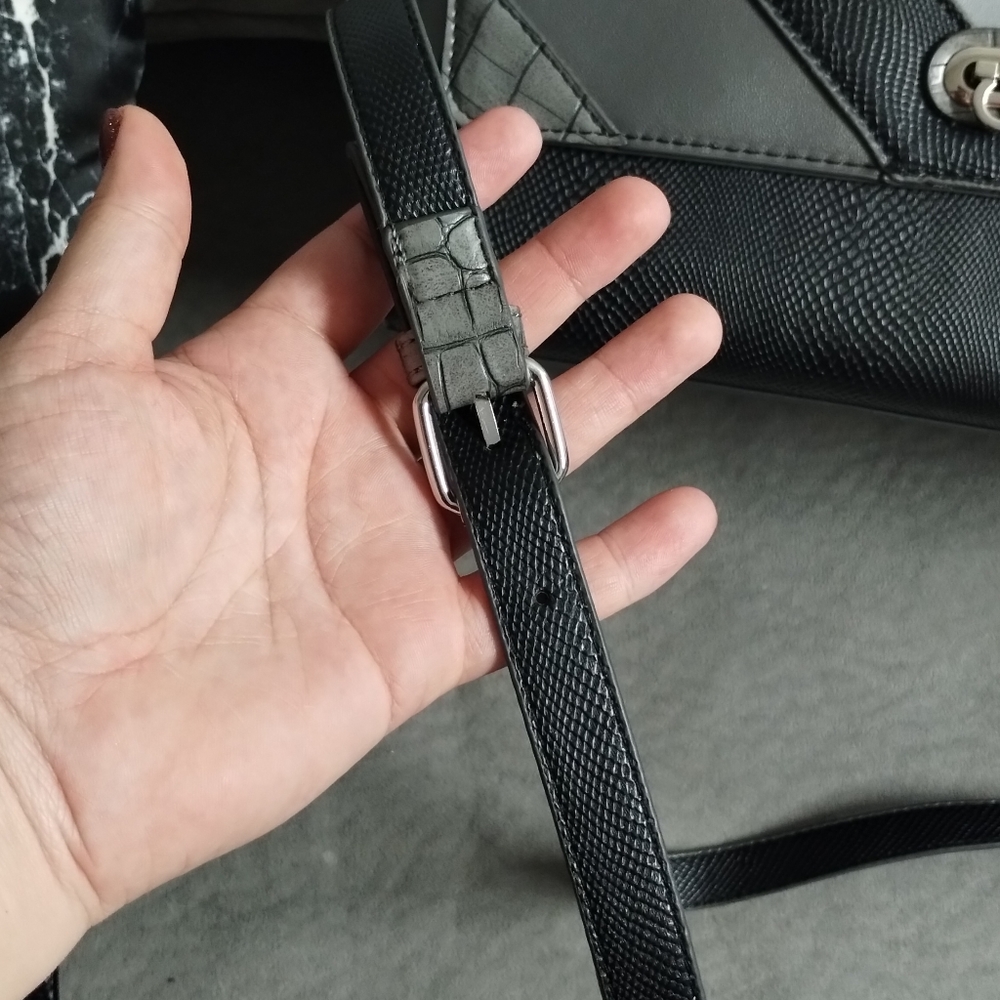Color Block Pattern Purse - Picture 12 of 13